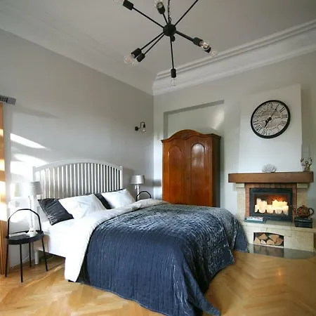 Le Pont Boutique Apartment *